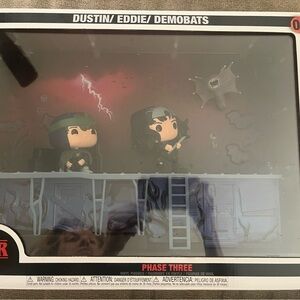 Funko Pop Dustin and Eddie with Demobats Set